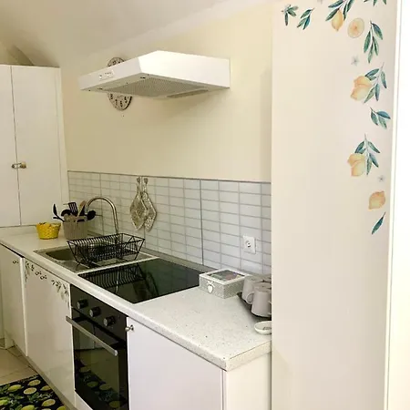 Casa Vacanze Limoni Apartment *